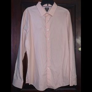 NWOT Men’s Apt. 9 Button Down Shirt